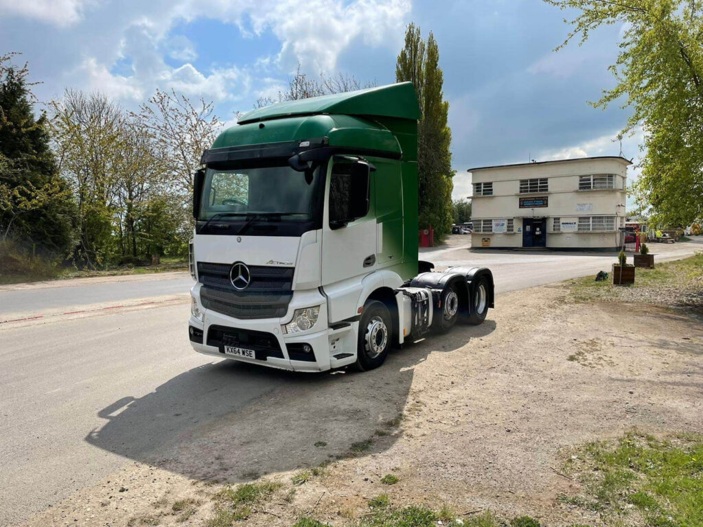 Grc Trucks Used Truck Tractor Unit