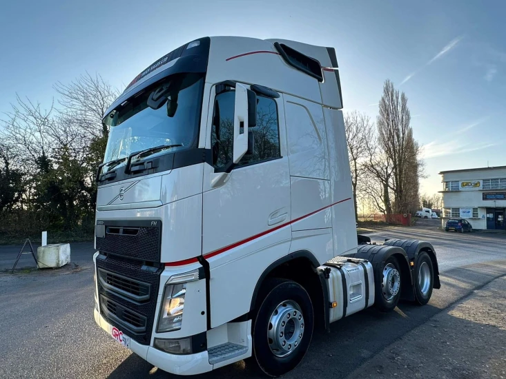 2016 Volvo FH Tractor Uni 1