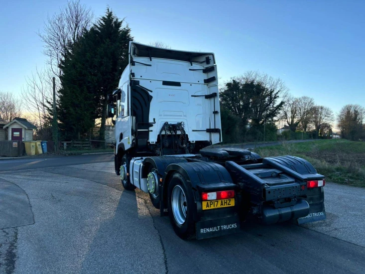 2017 Renault T 460 Tractor Unit AHZ 12