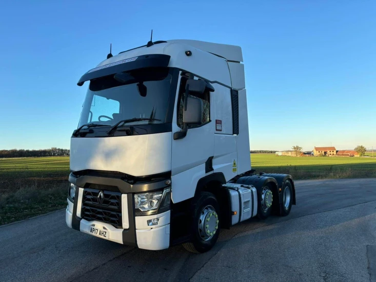 2017 Renault T 460 Tractor Unit AHZ 8