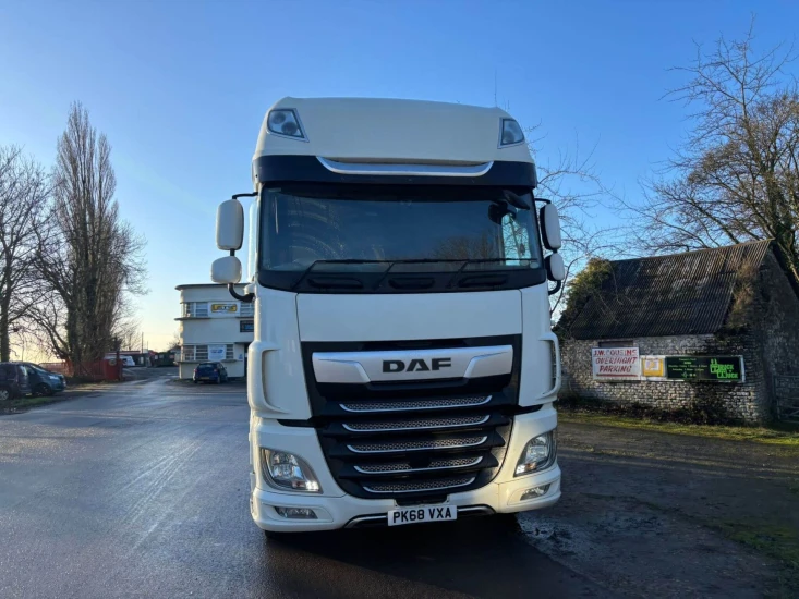 2018 DAF Tractor Unit VXA XF 105 3