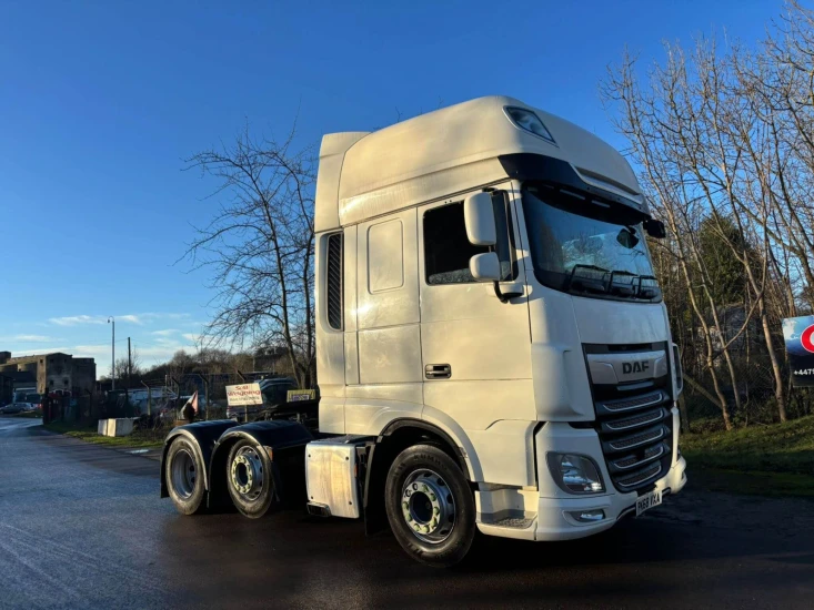 2018 DAF Tractor Unit VXA XF 105 9