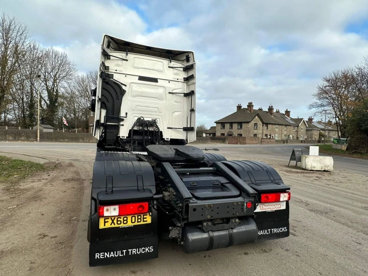 2019 Renault T460 Tractor Unit OBE 10