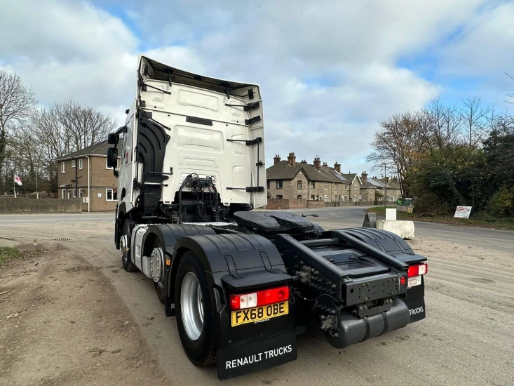 2019 Renault T460 Tractor Unit OBE 12