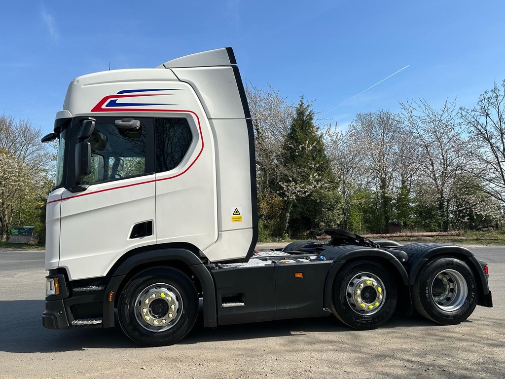 13EA67F0 57A8 431C A3A3 275C3B953C10 1 105 C