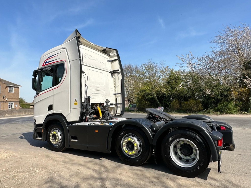 7B1CDF3B FD84 4B58 8E55 A14B24E0D111 1 105 C