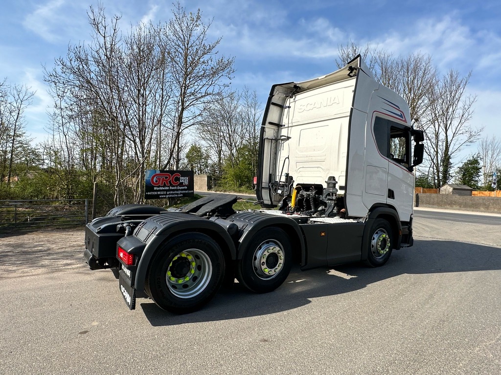 B6712902 CB1F 4DFD B1C6 A11979177CD2 1 105 C