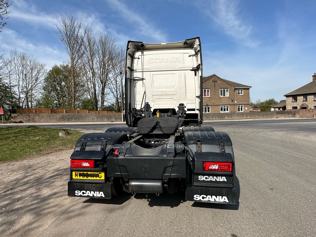 E909F8E4 1561 40B4 BCEC 9638E78C4AA1 1 105 C