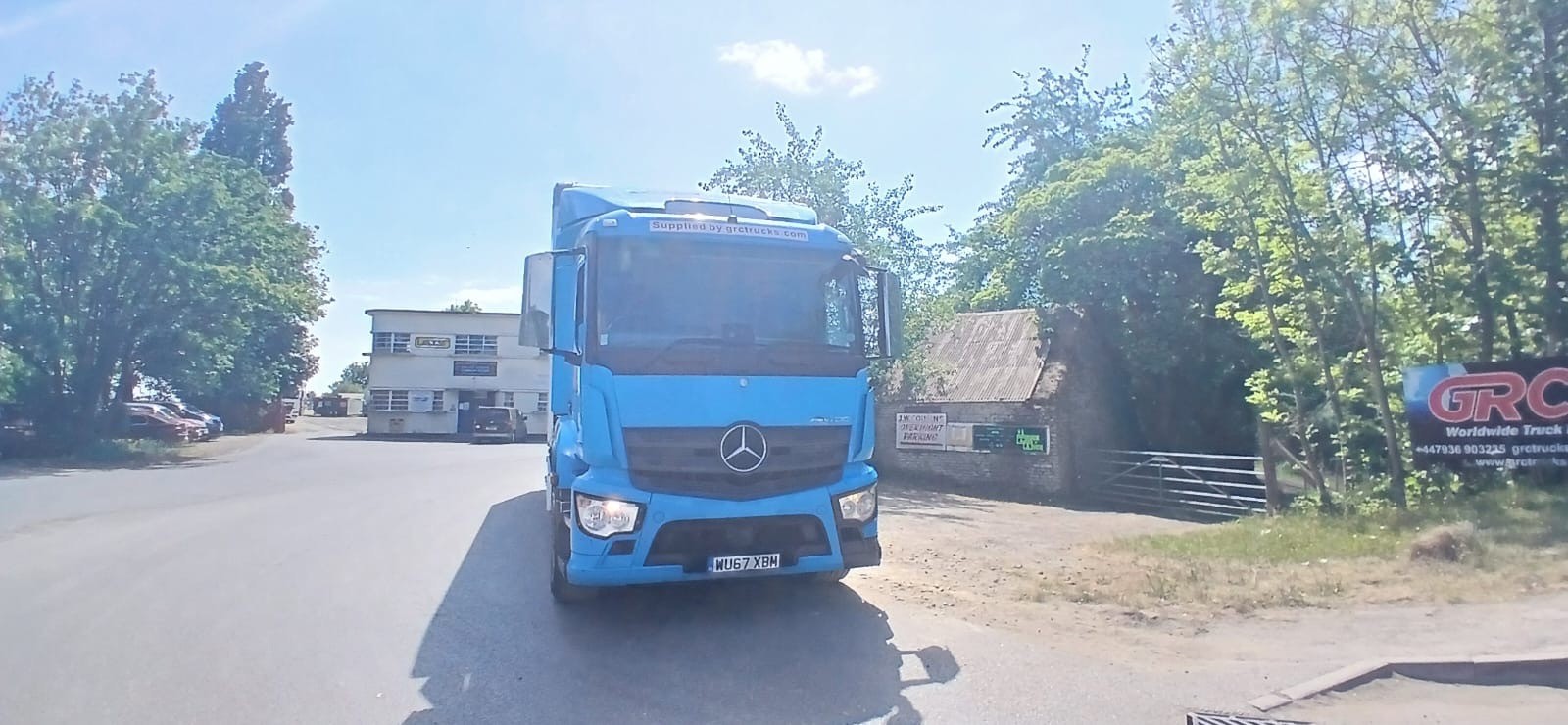 D104dd32 Bb73 4247 A89d 8e06e53cd646