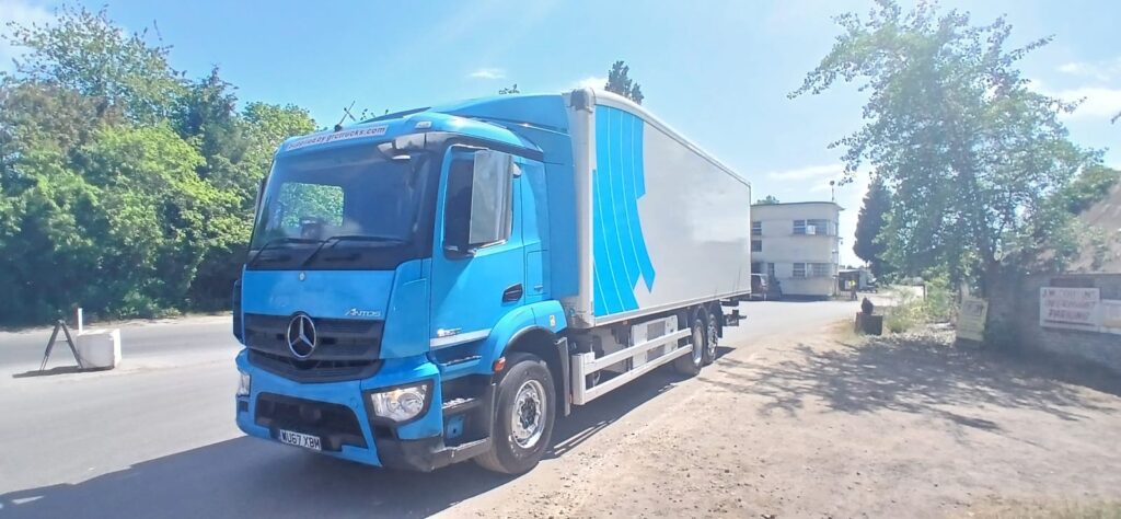 2017 Mercedes Antos 2527 Refrigerated Truck