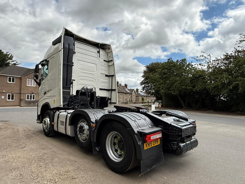 42191375 AA31 4EDB BA8D 3409B7B68235 1 105 C