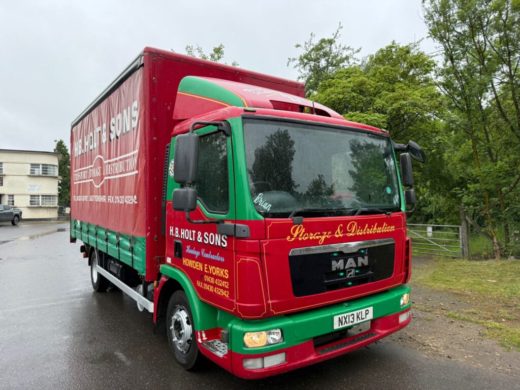 2013 MAN TGL Curtainside Truck