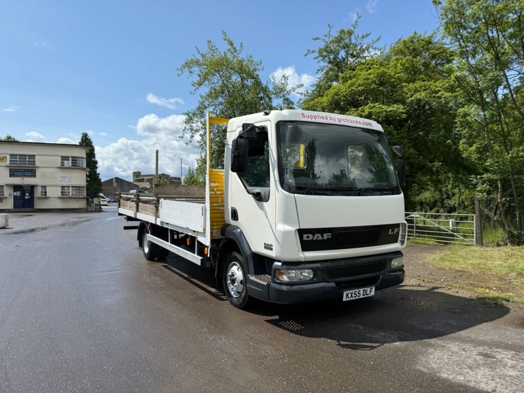 2005 DAF LF Flatbed Truck