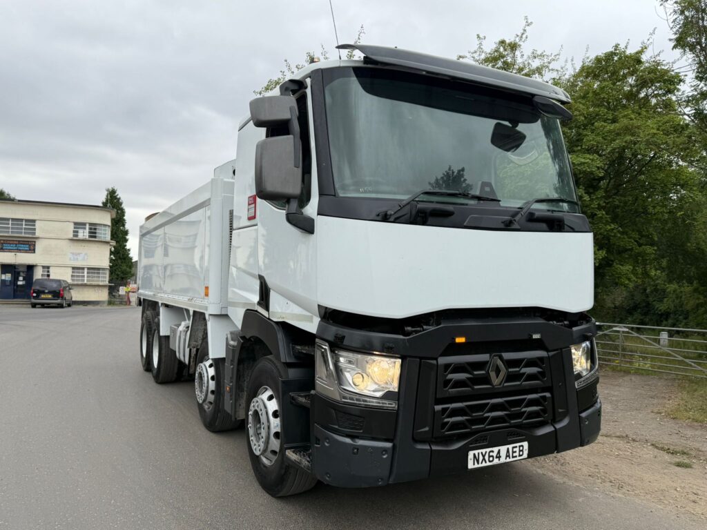 2014 Renault C380 Tipper Truck