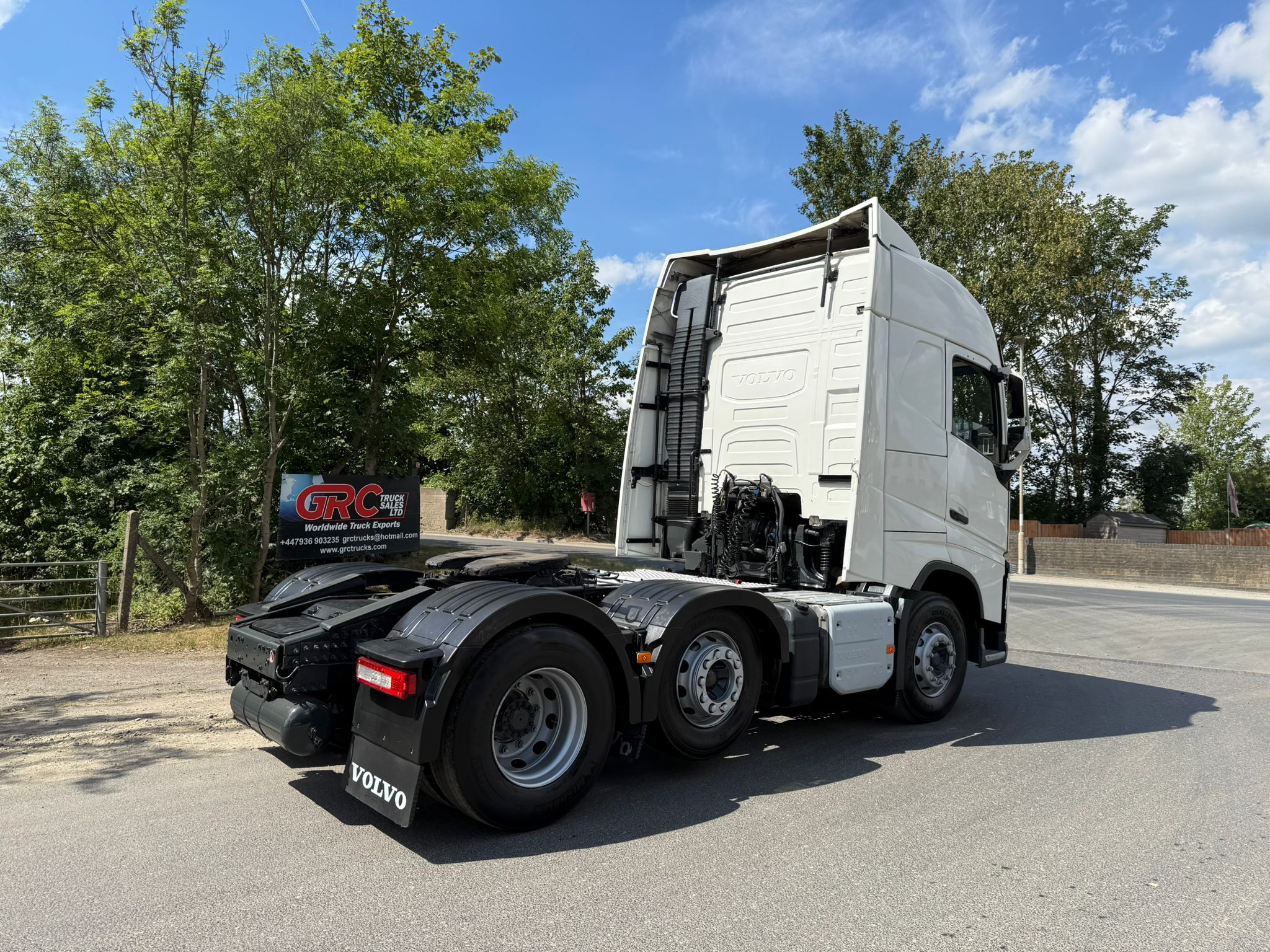CAA7E108 80F4 4811 BA88 CB5CF3E29D64