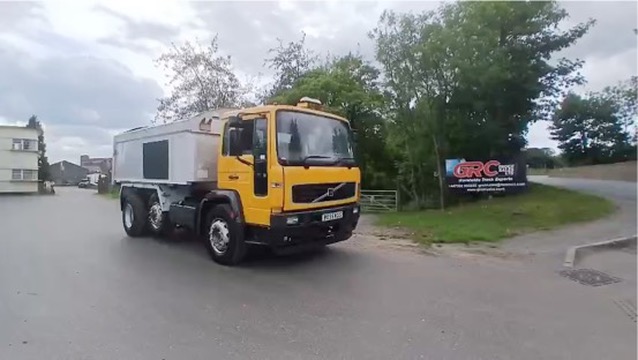 2005 Volvo FL Tipper Truck