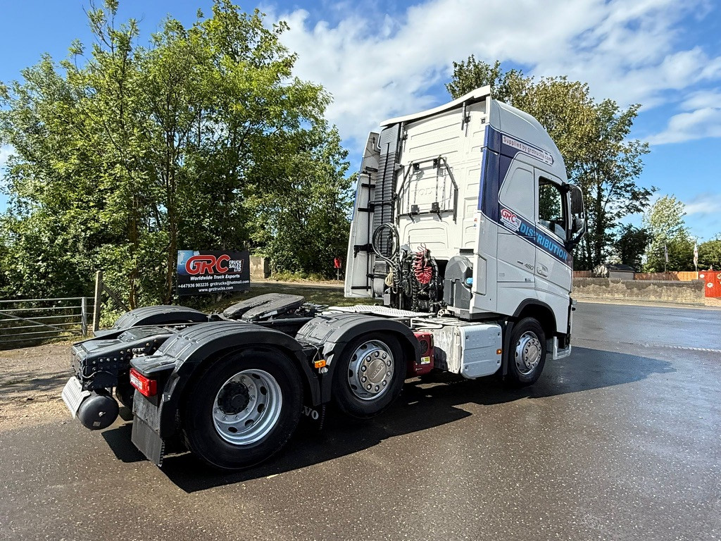 2619B728 D378 402B 8E22 9C51D03EE68C 1 105 C