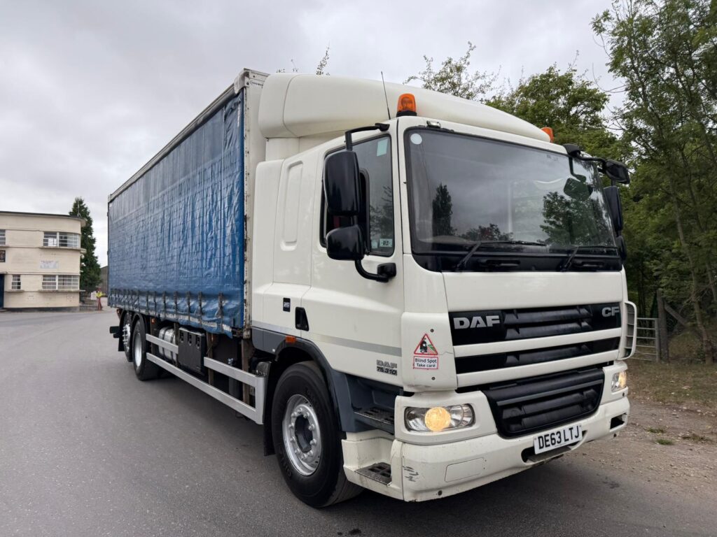 2013 DAF CF 75.310 Curtainside Truck
