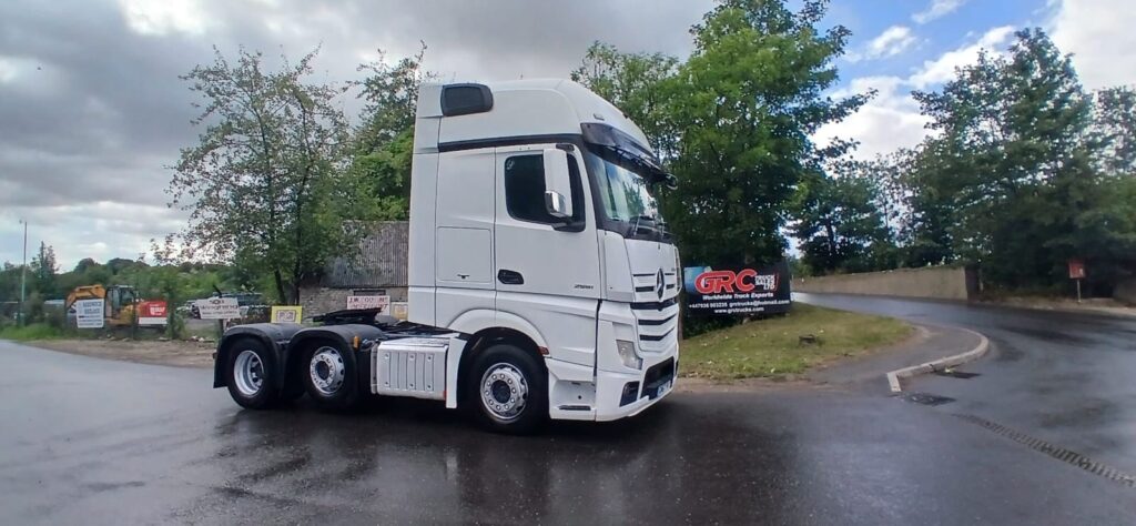 2017 Mercedes Actros 2551 Tractor Unit