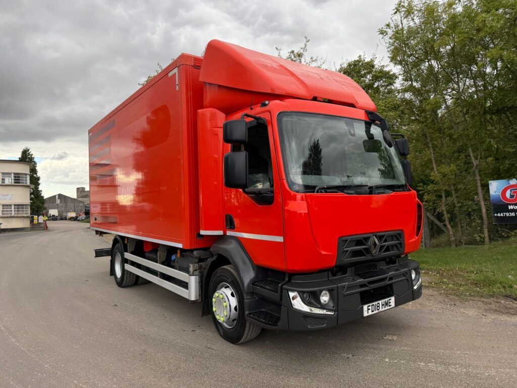 2018 Renault D Refrigerated Truck