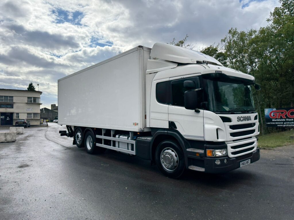 2015 Scania P320 Refrigerated truck