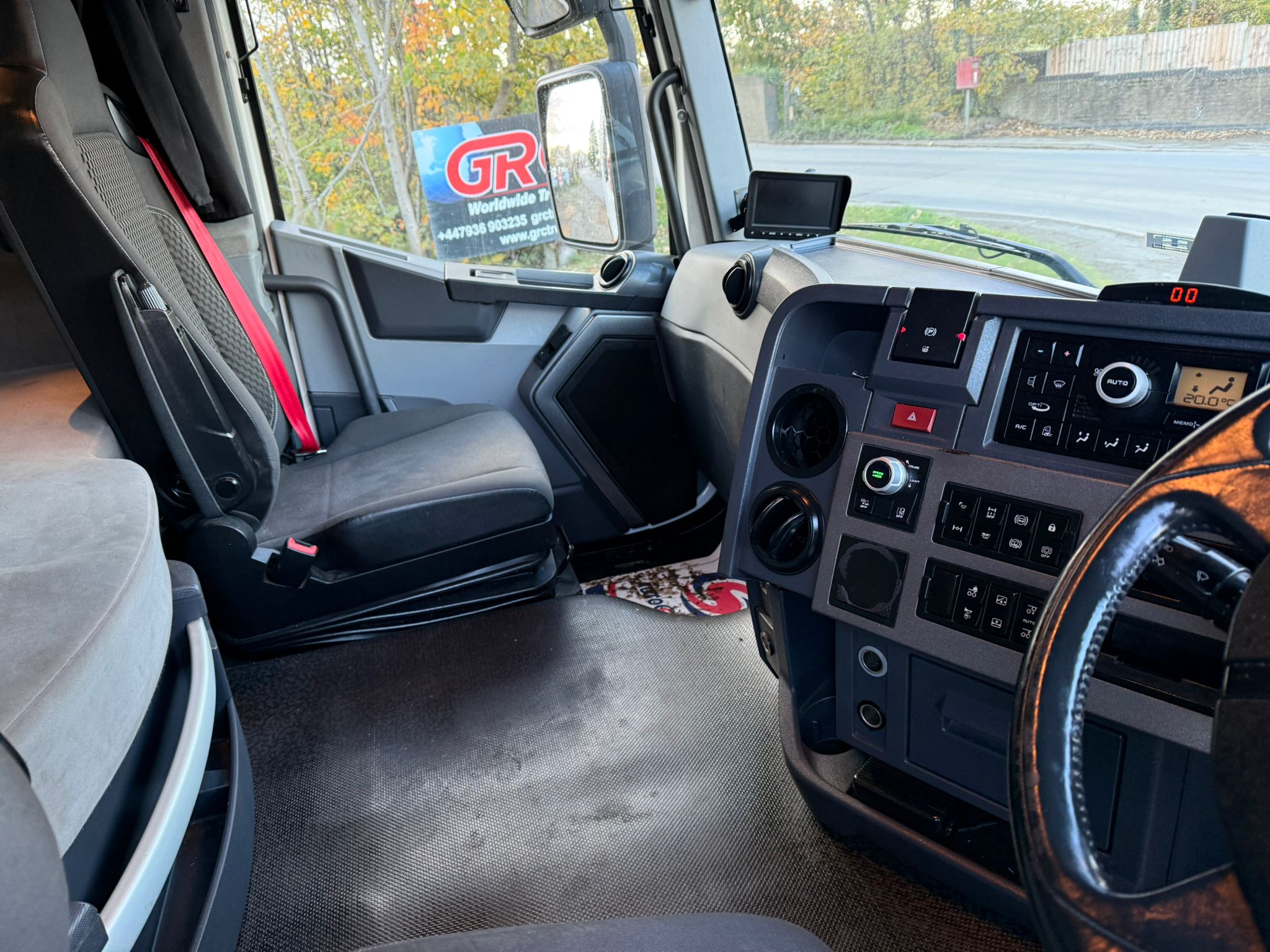 1838c4c9 Bd06 4afa 83ba Bc3192b8e9a5