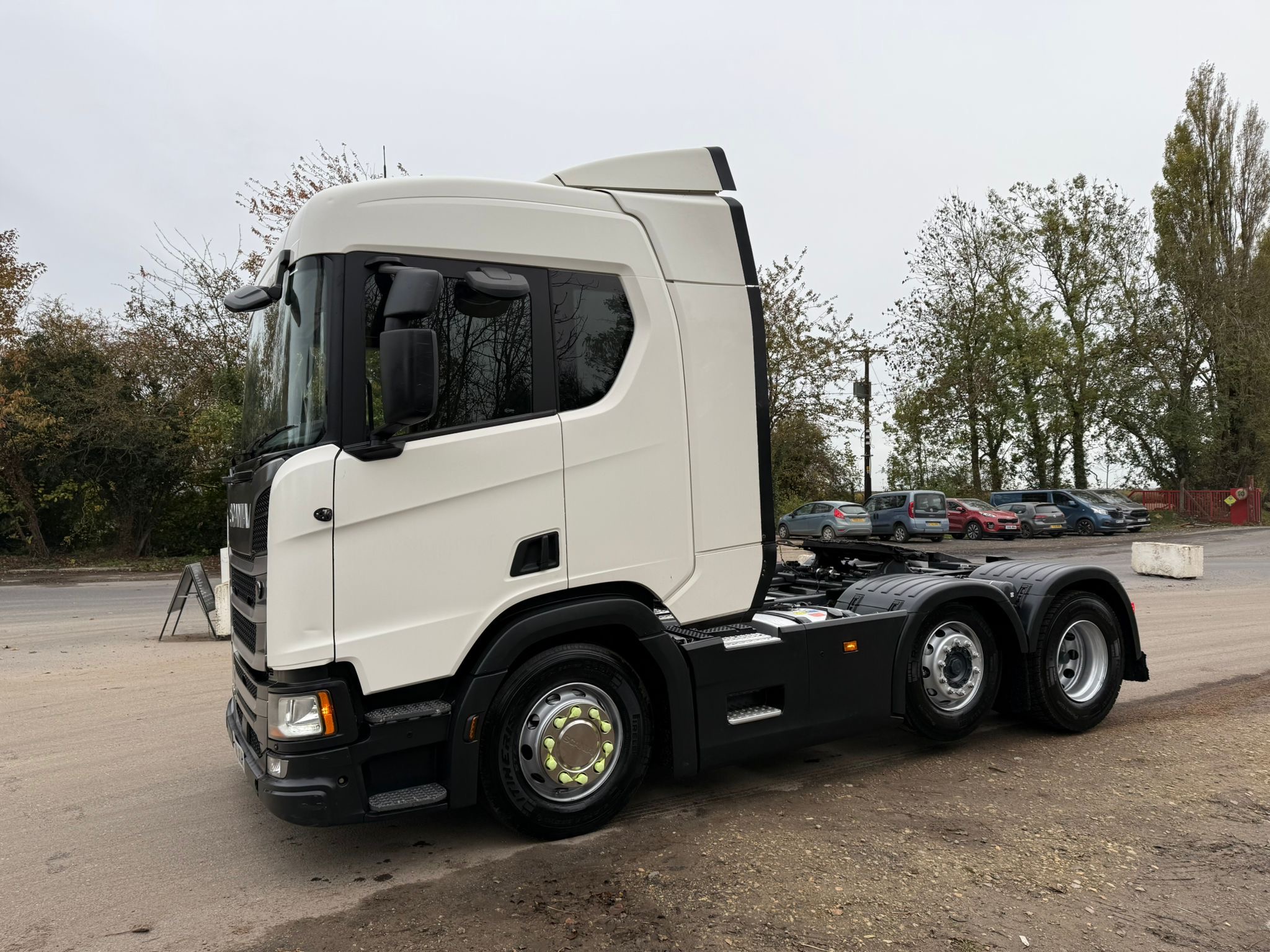 27f21f67 F380 4565 A8c9 1effbe653978