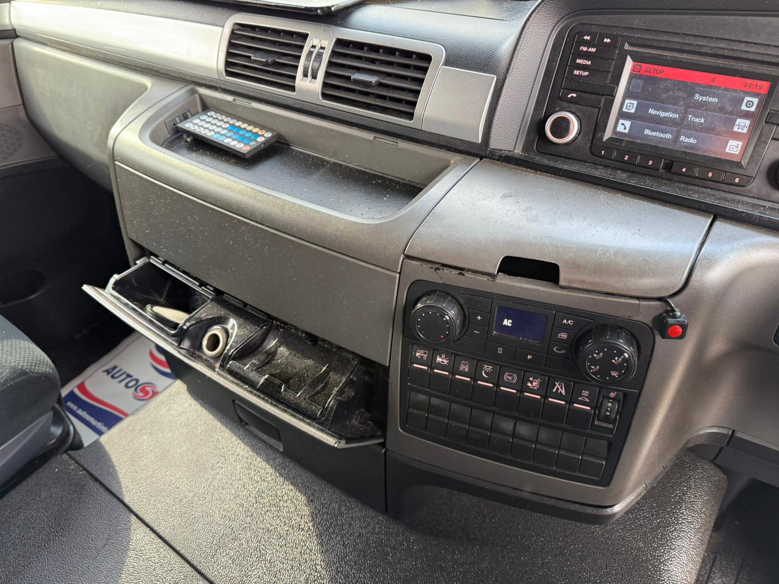 4a0cab40 0646 4069 A2c8 Df1ba4135659