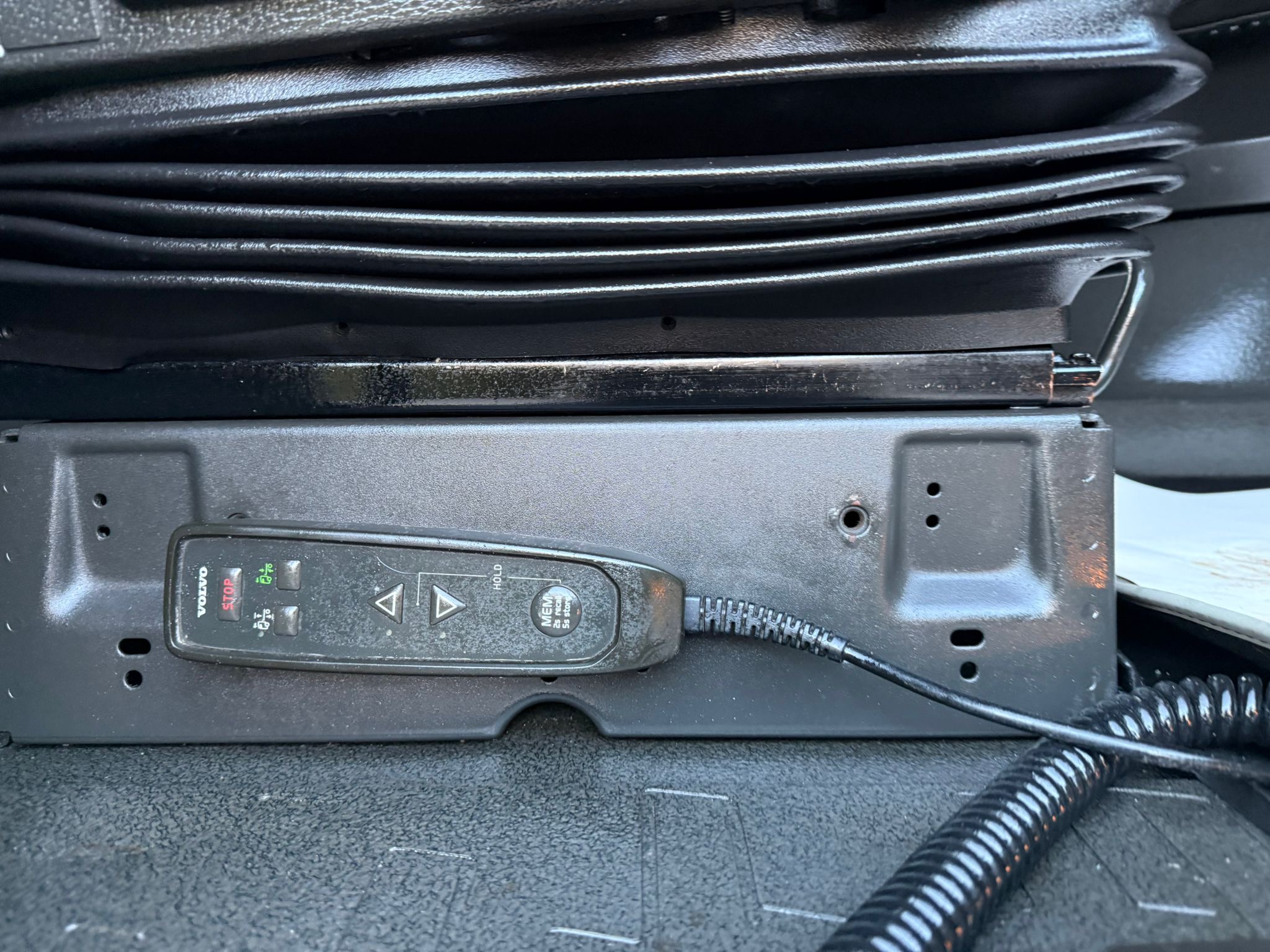 506dcaec E951 403a 9087 6878d78a53bf