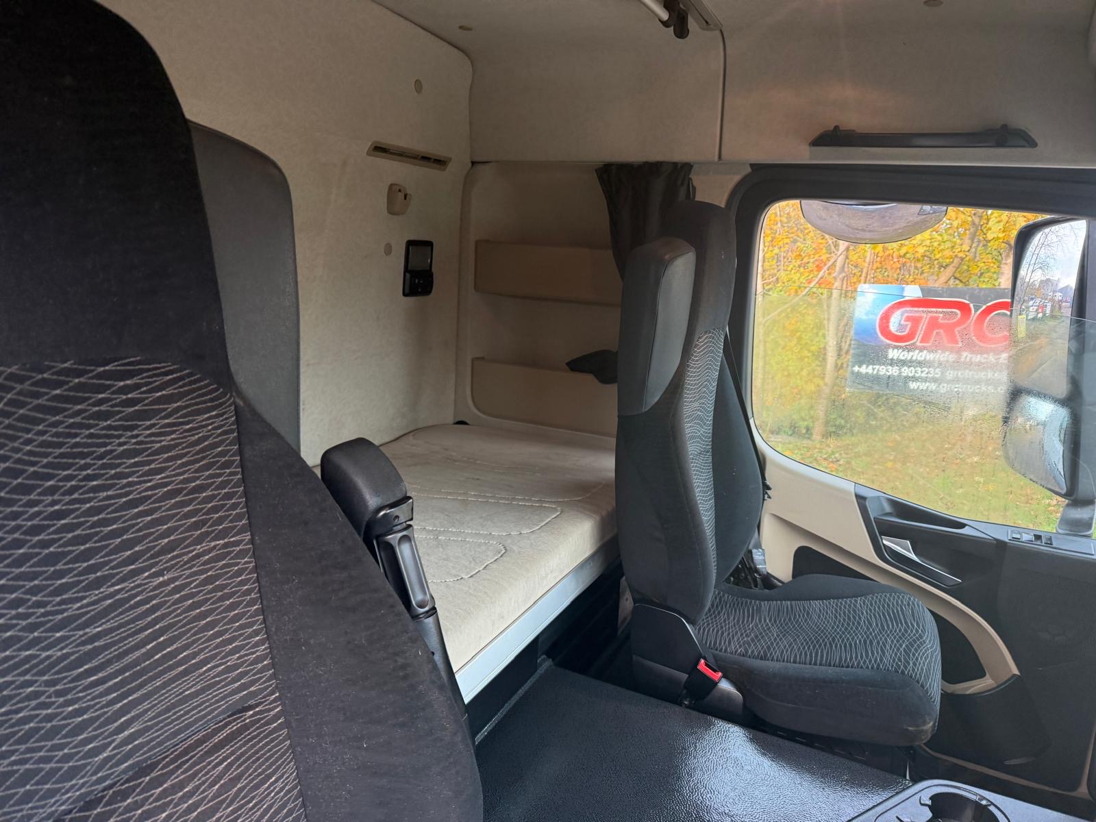 775fd3a8 A0eb 4cc3 8336 Ece52f3bad27