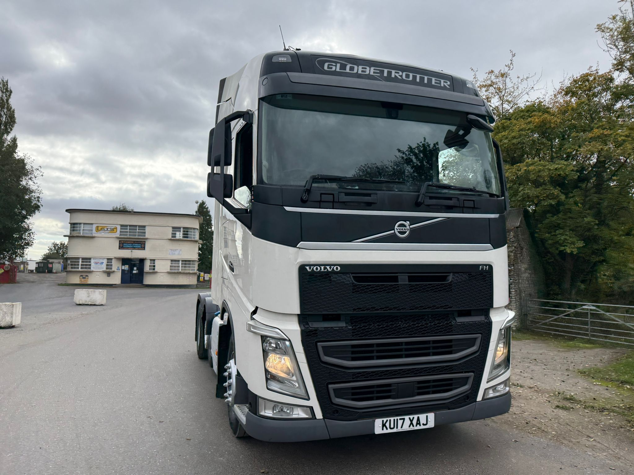87DBF856 F99B 4921 90B2 27F7DAF0B90F