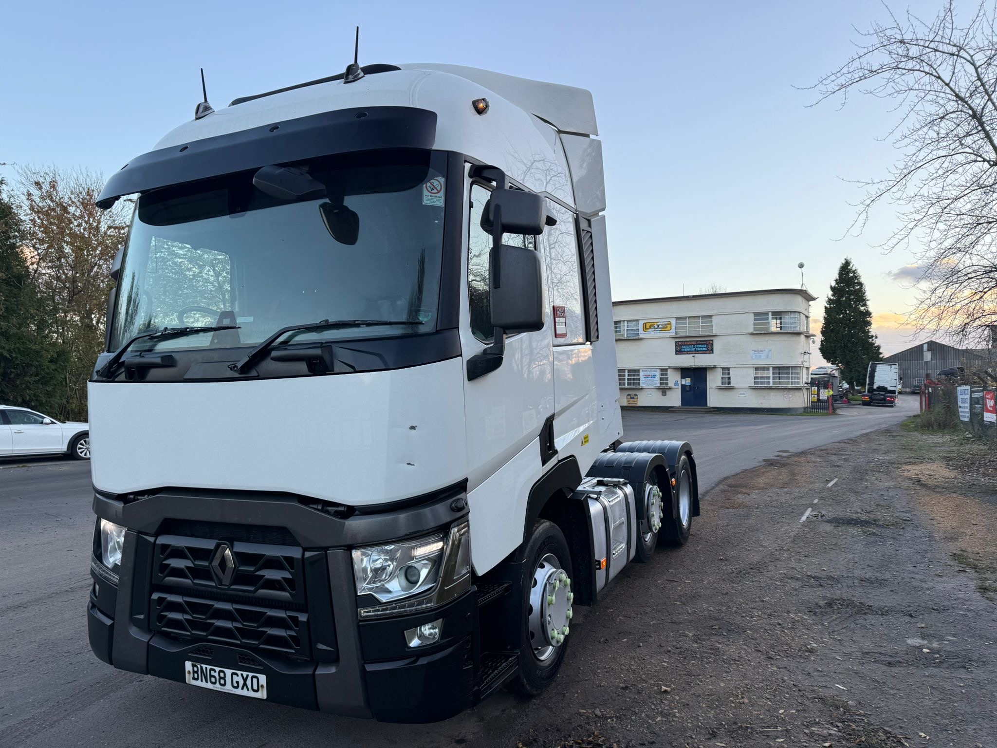 93273c0f 15e8 4767 B79c 92f3c4b51f64