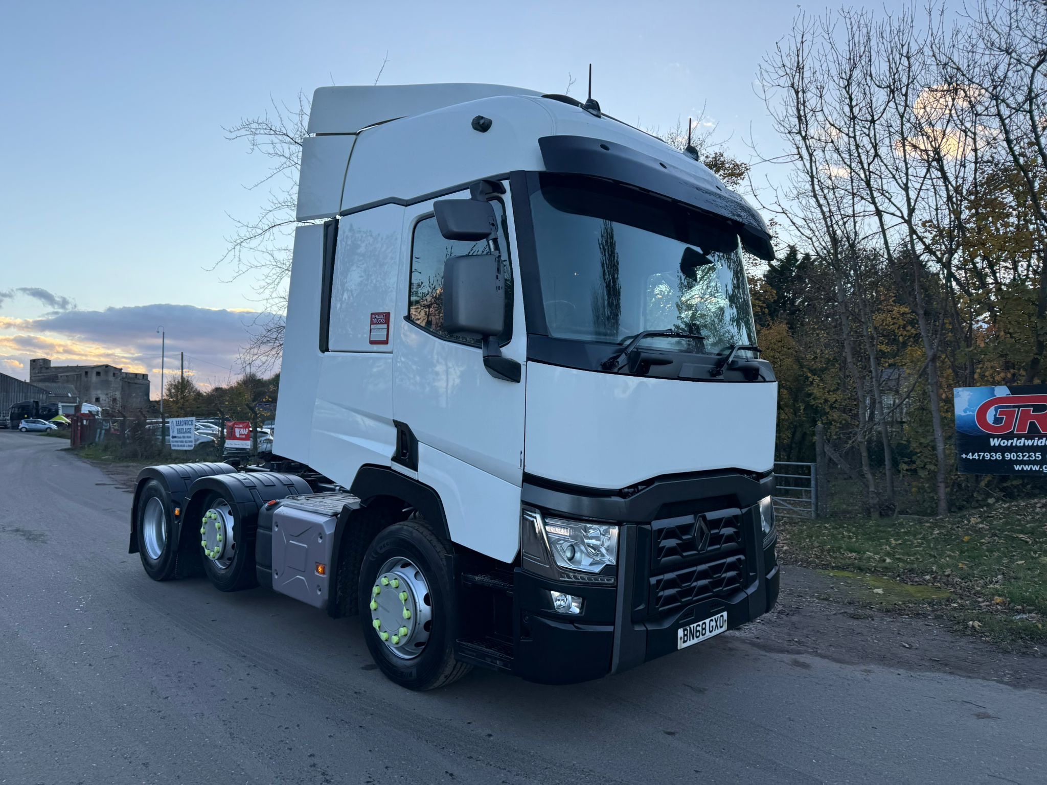 9acb2d0f D39e 48e9 B316 2a561292620f