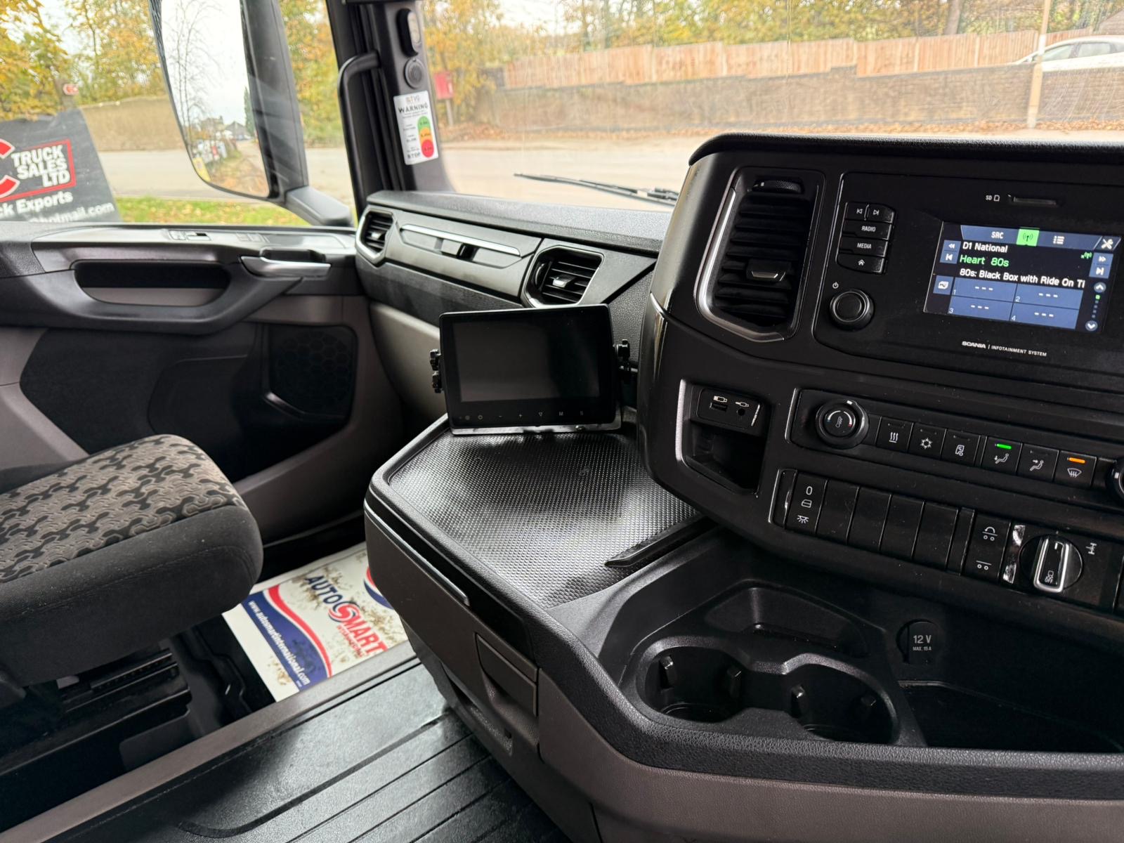 9c5c8daa 6d25 4482 B5f7 6689cf55aaf1