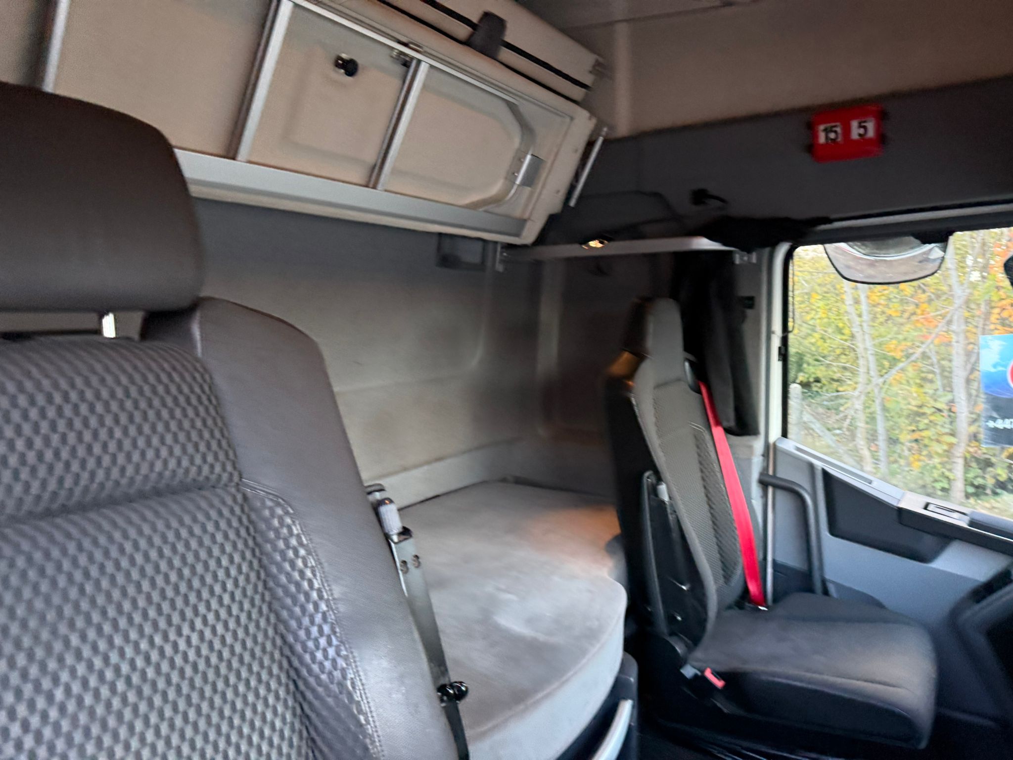 A4ca7b64 F825 4227 A5ae 382759980e1a