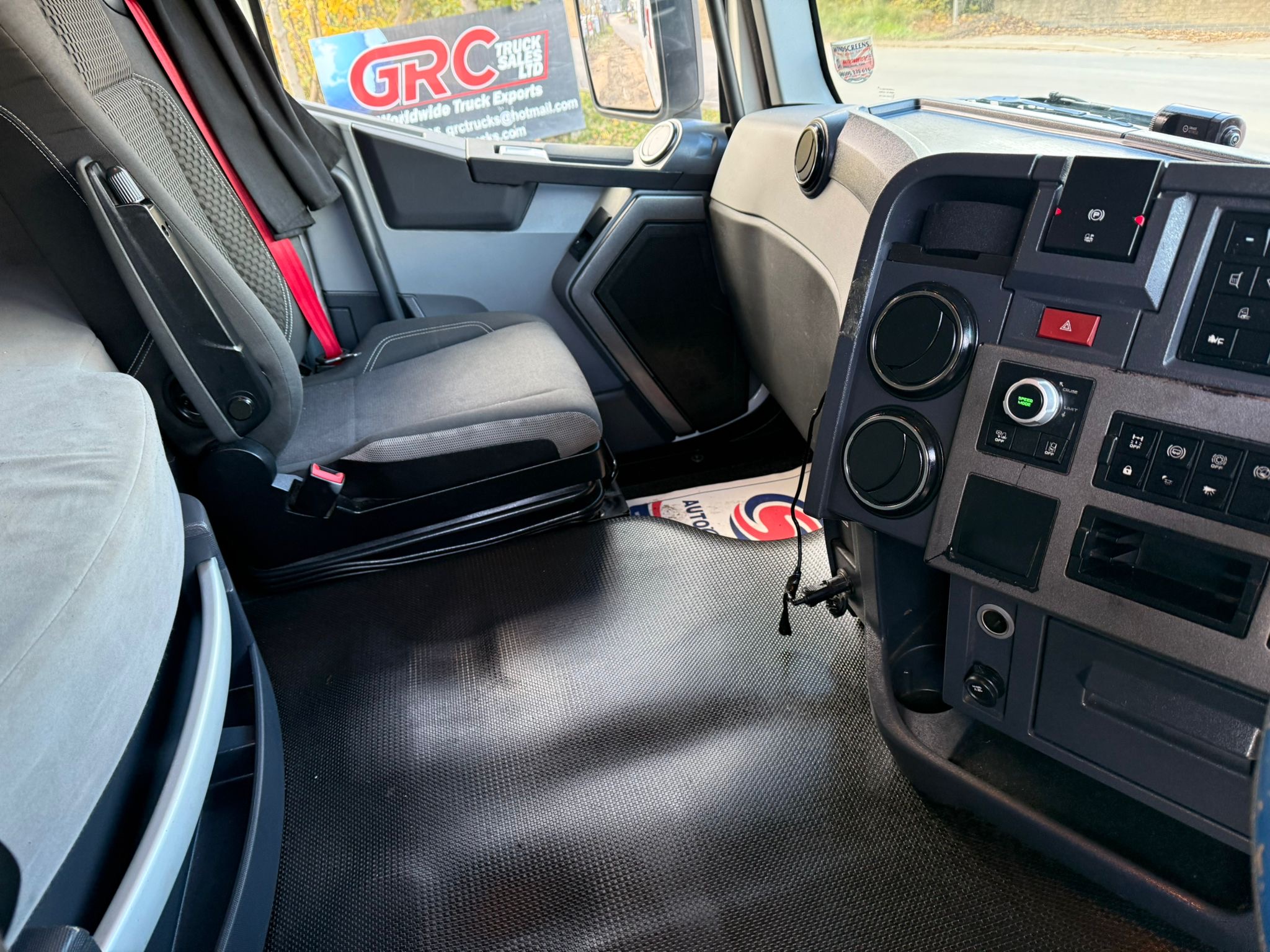 C021cfe3 Bc8f 4576 A207 D6b7569b4863