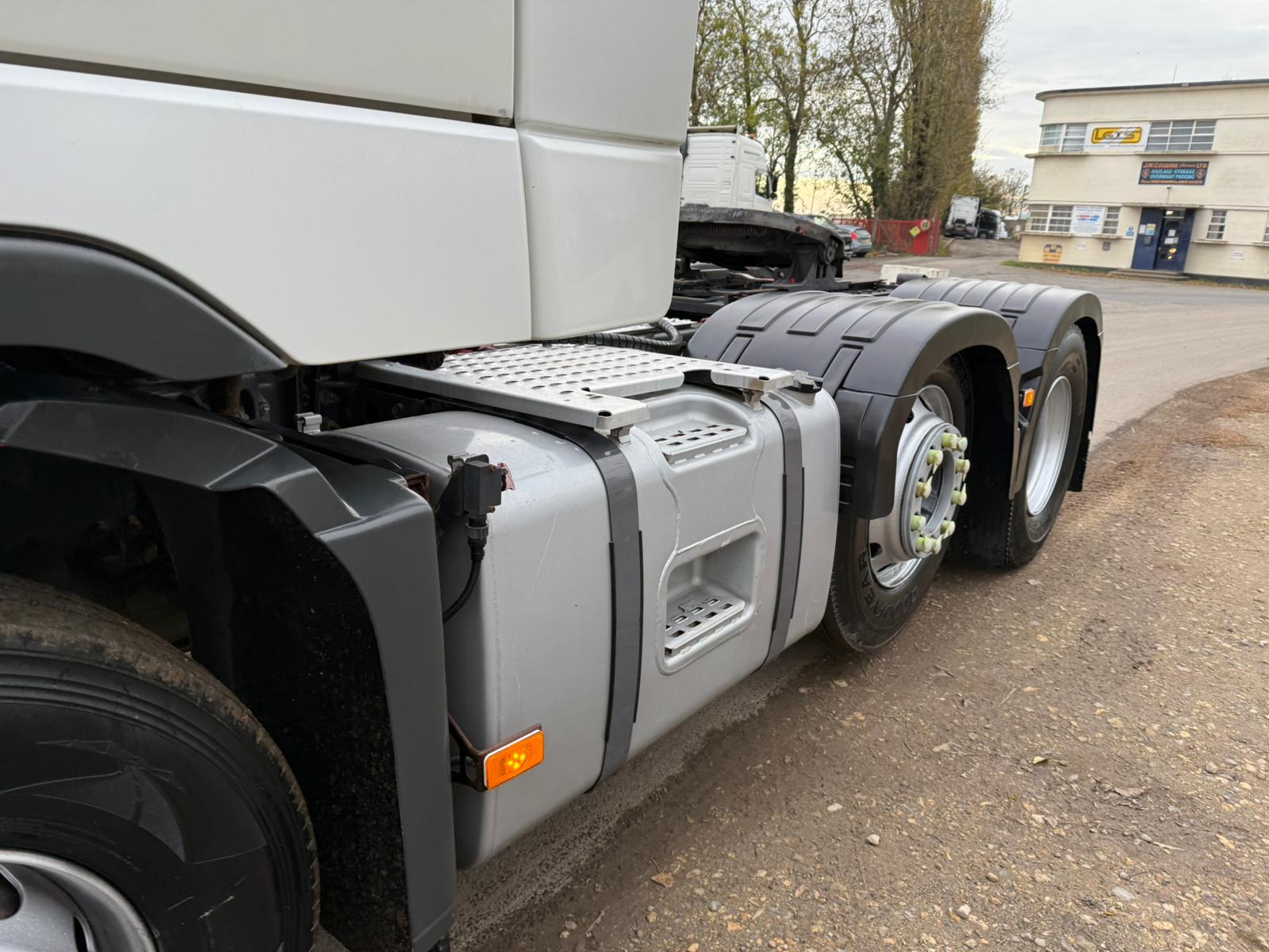 1992d23e 06e2 4fe3 9dc7 685d3efc2e92