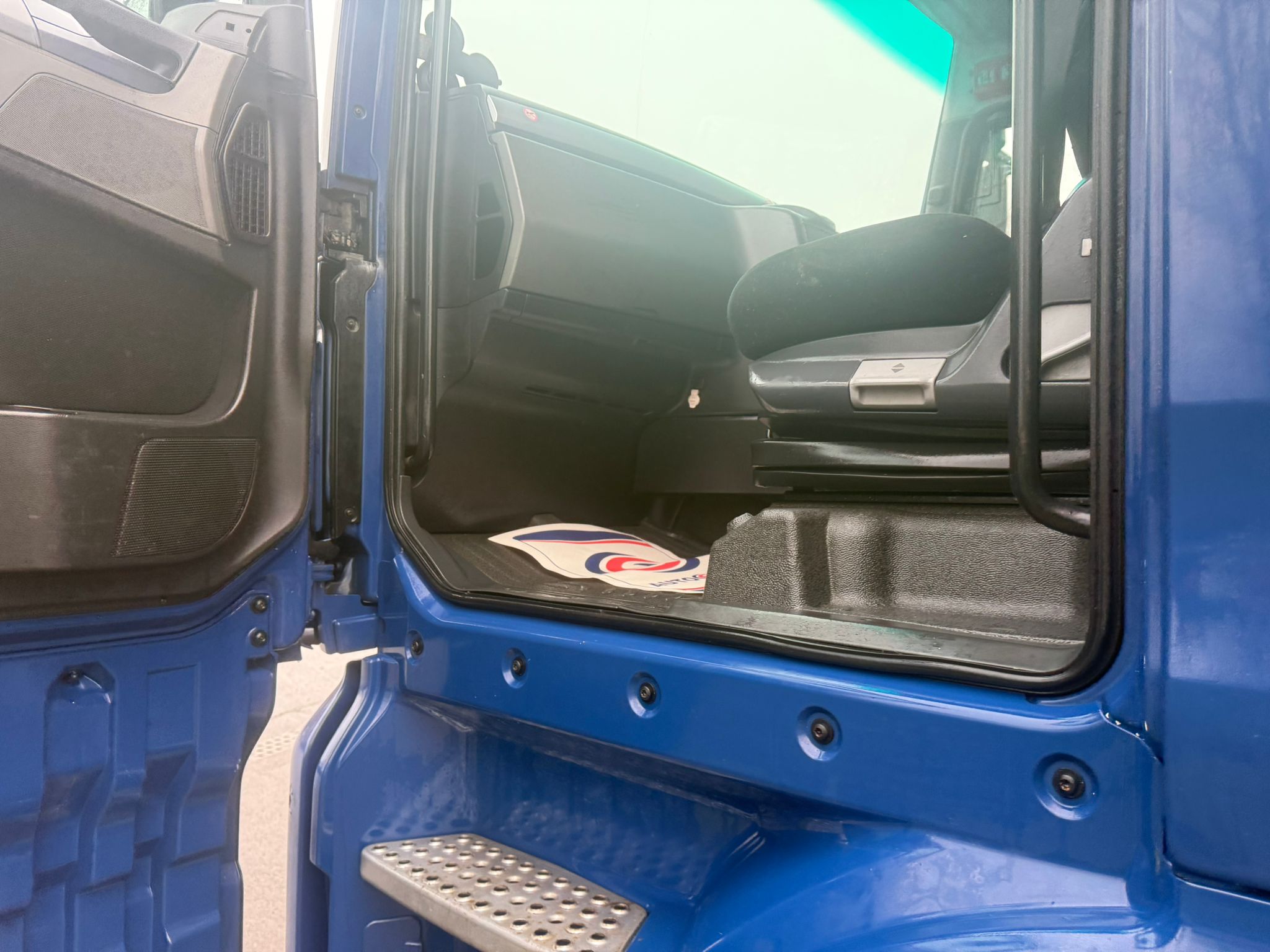 1b080ad8 8a6d 4c9b Aaac 8f1ec572be8a