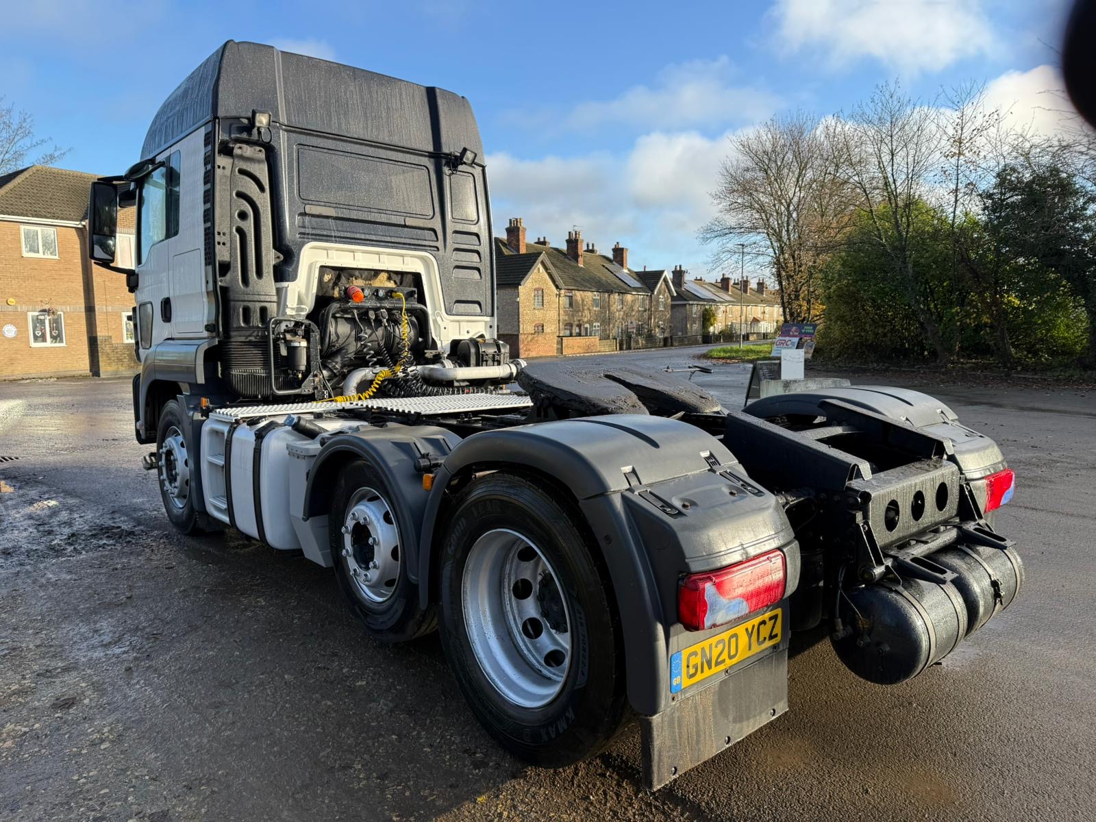 3c026fb3 188f 4bb1 8211 8bf78e579a63