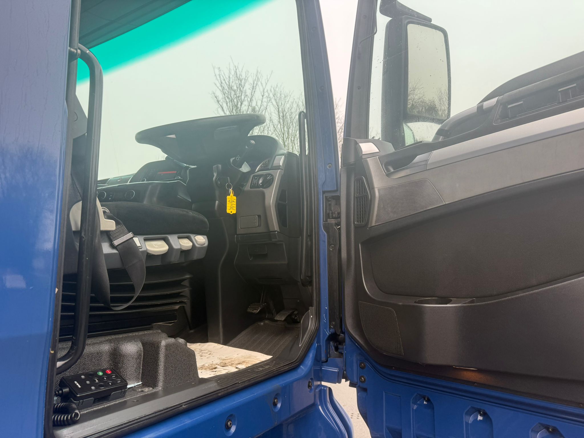 48606cd6 E09c 4d97 B71c C2659388b20f