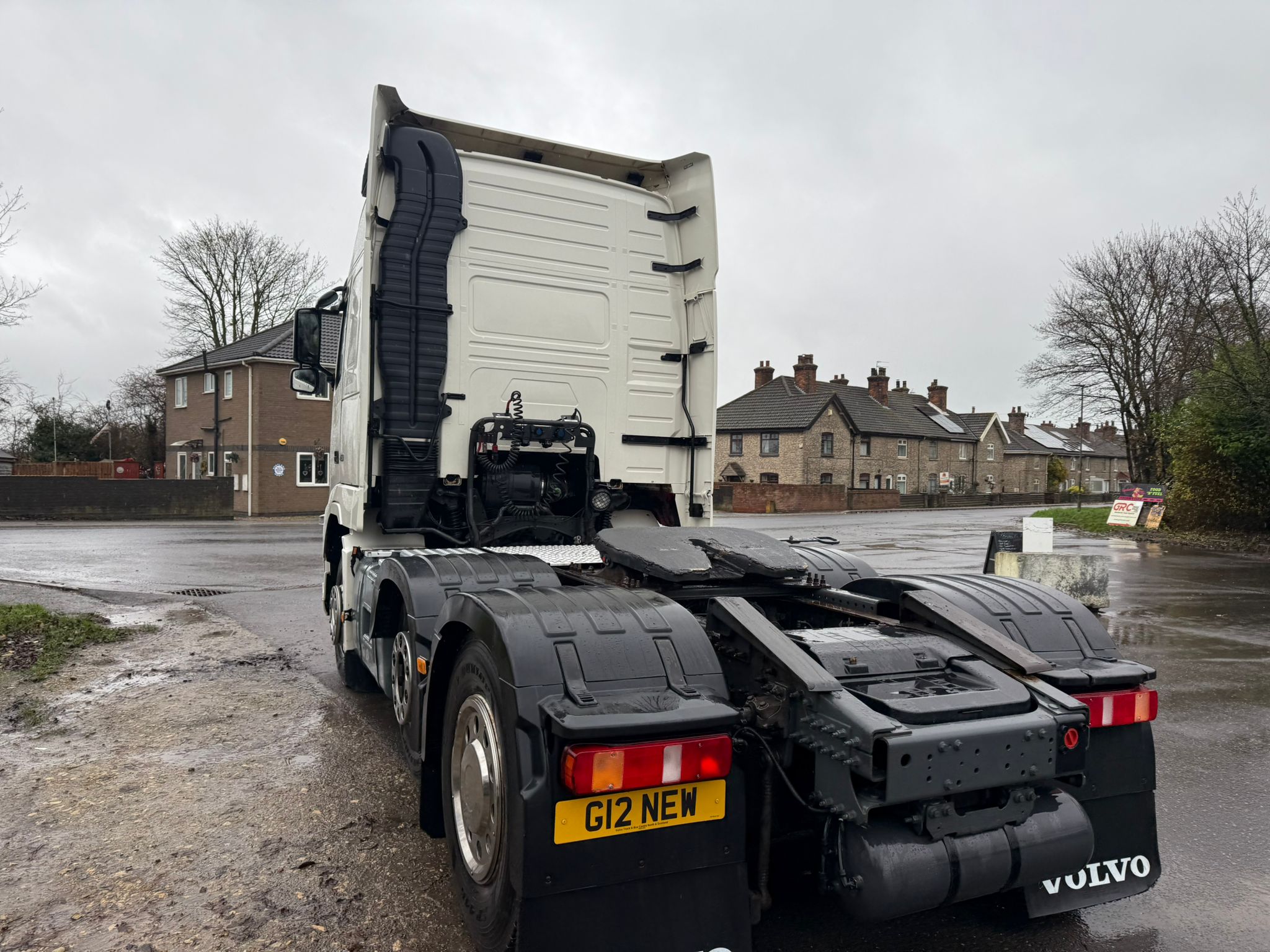 4E0613A3 C185 4C31 8D4B 4A8DEA306F56