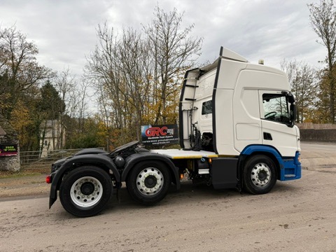 50A0DC98 38F3 4F43 A190 2624B3643C98 4 5005 C