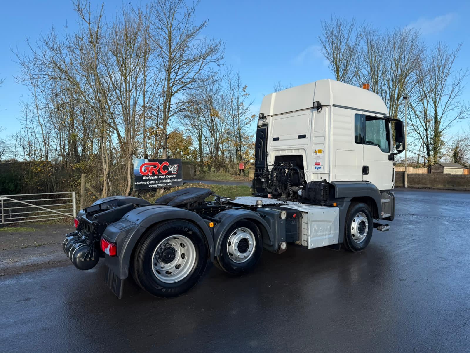 50aa2f9b E179 4628 8353 Feb201382eae