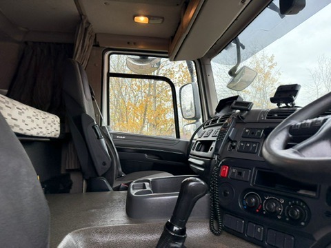 51145ADF 181C 43B5 A1F3 D7902BF9C750 4 5005 C