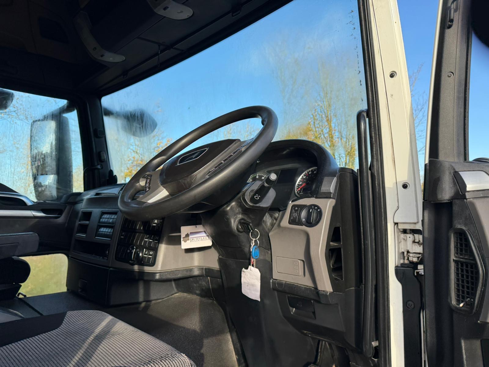 82b4f9ba A14e 47ec Bf25 6a241a6db7b5