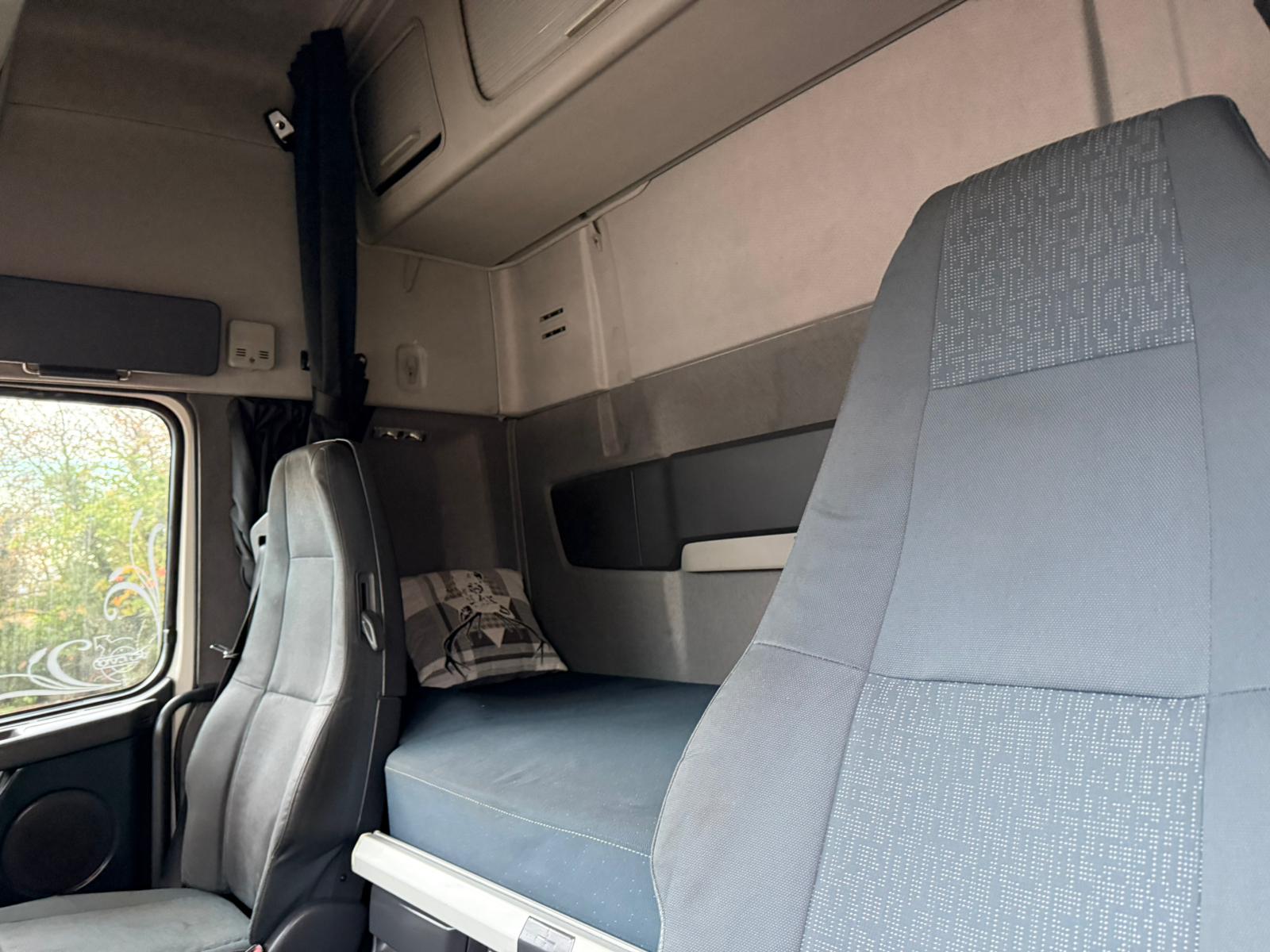 8aee0177 C478 4fd9 A0a0 0b2b0333f3c0