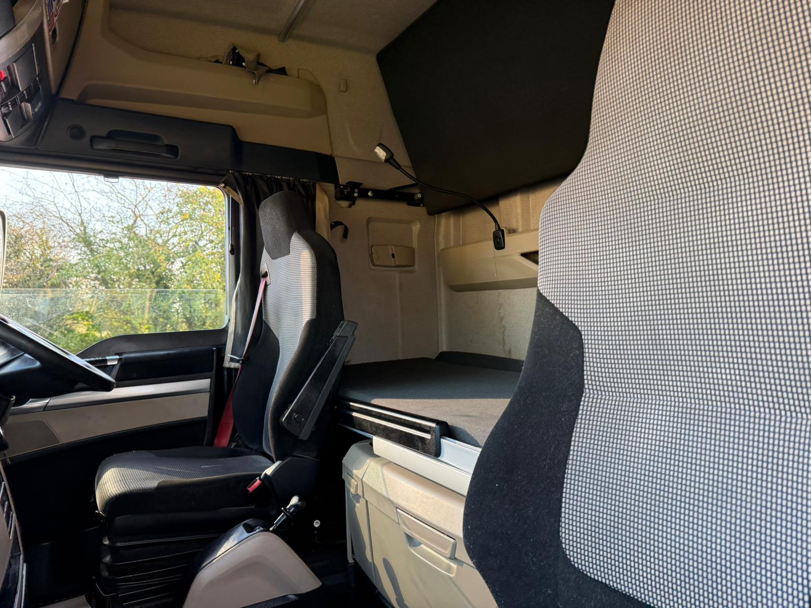 9f16e9ad 1106 476a 9749 9aeb5fc563ad