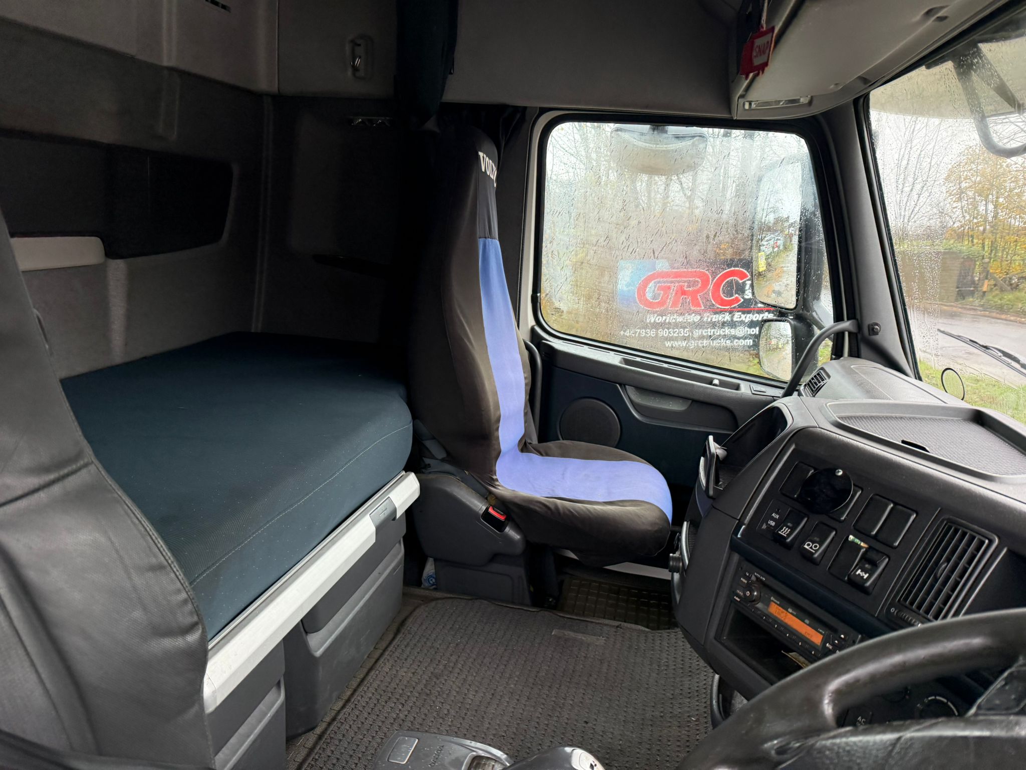 C44AD85B D3F4 4A8B BD03 6E43D2134D6C