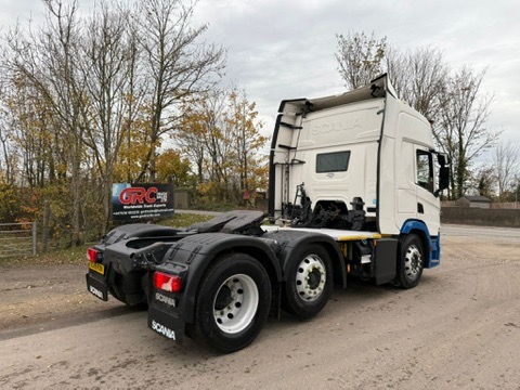 FE619D2C 6F5C 406A AF58 9DBDFF39C660 4 5005 C