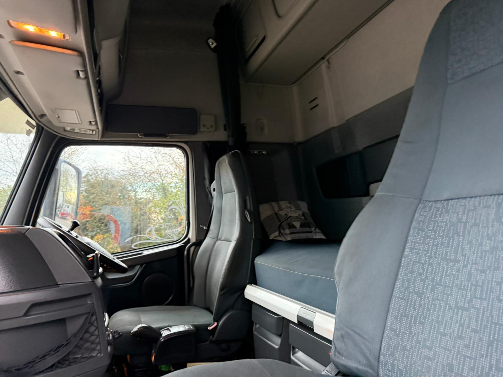 A13b9a50 D6f1 4d96 A5de 489973a0a9c6